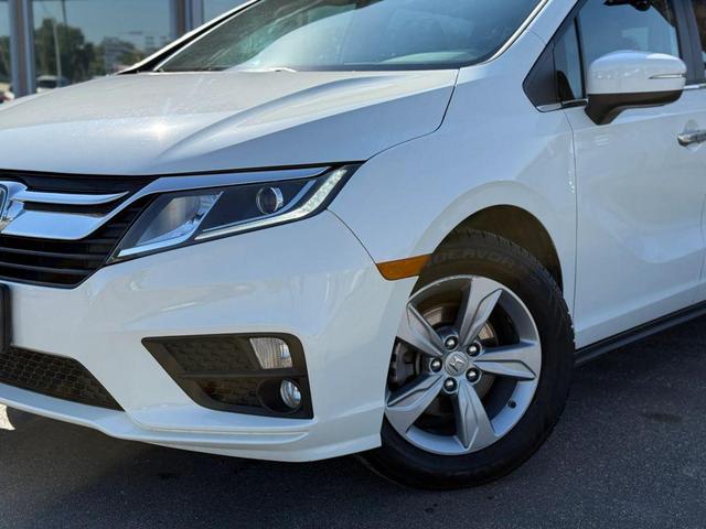 Photo of 2018 White Diamond Pearl Honda Odyssey