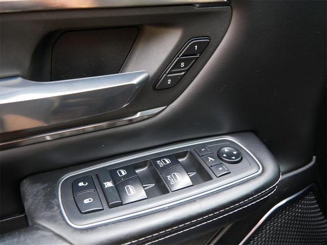 Photo of 2019 Granite Crystal Clearcoat Metallic RAM 1500