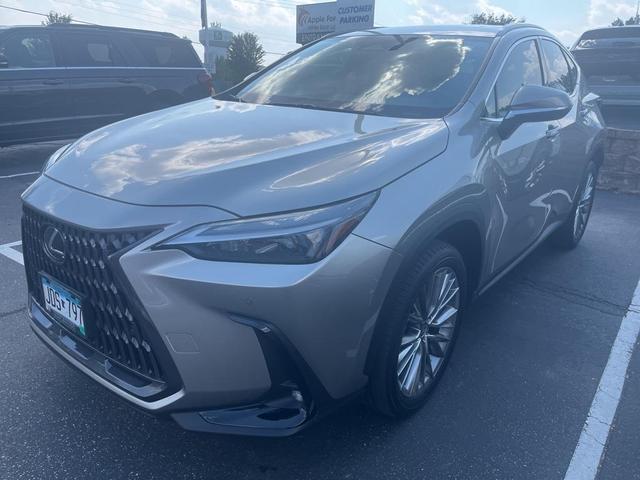 Photo of 2022 Silver Lexus NX 350h