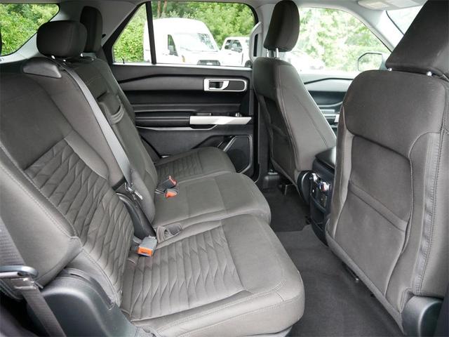 Photo of 2021 Gray Ford Explorer