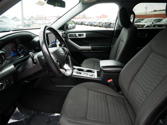 Photo of 2021 Gray Ford Explorer