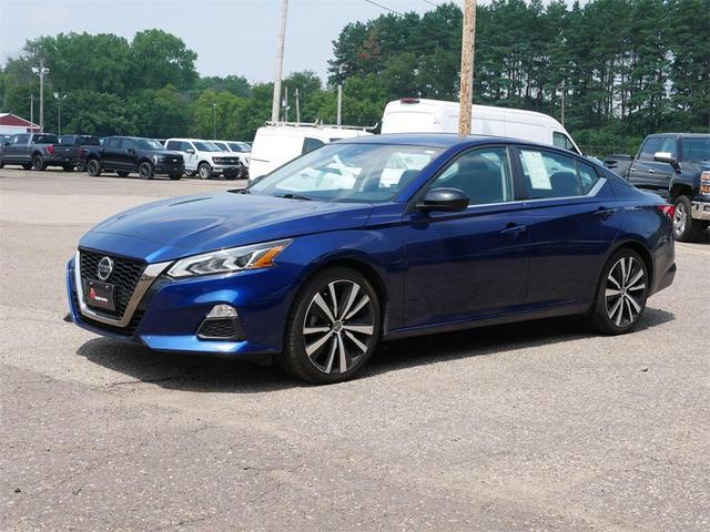 Photo of 2022 Deep Blue Pearl Nissan Altima
