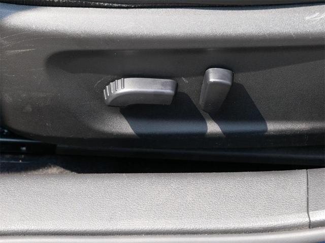 Photo of 2022 Deep Blue Pearl Nissan Altima