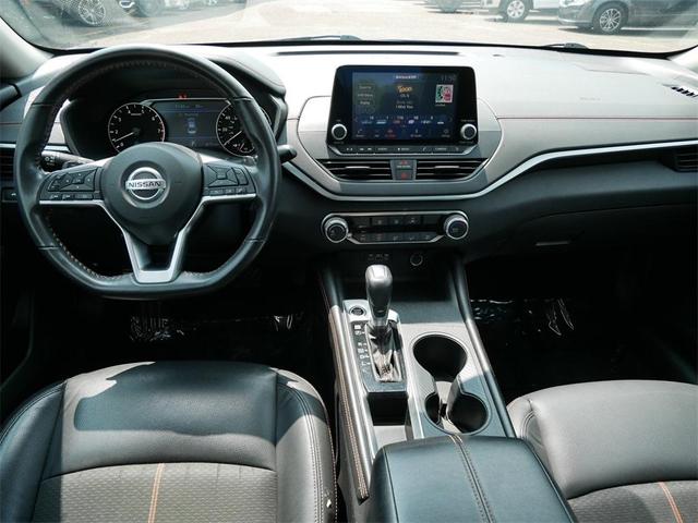 Photo of 2022 Deep Blue Pearl Nissan Altima