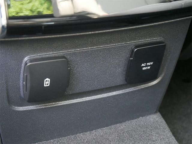 Photo of 2025 White Metallic Lincoln Aviator