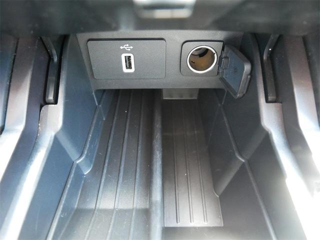 Photo of 2018 Shadow Black Ford Explorer