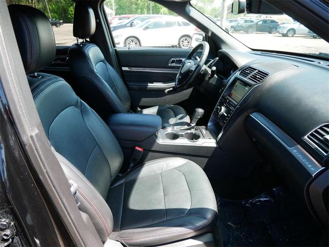 Photo of 2018 Shadow Black Ford Explorer