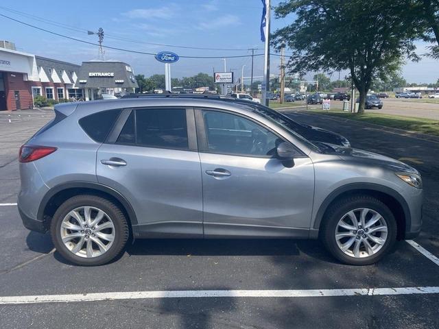 Photo of 2015 Liquid Silver Metallic Mazda CX-5