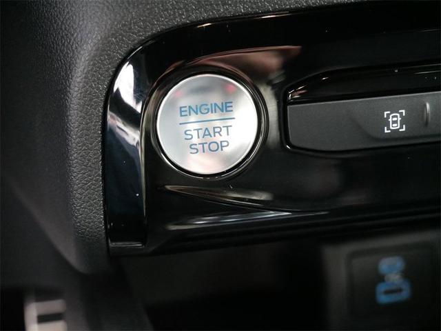 Photo of 2023 Carbonized Gray Metallic Ford Escape