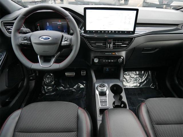 Photo of 2023 Carbonized Gray Metallic Ford Escape