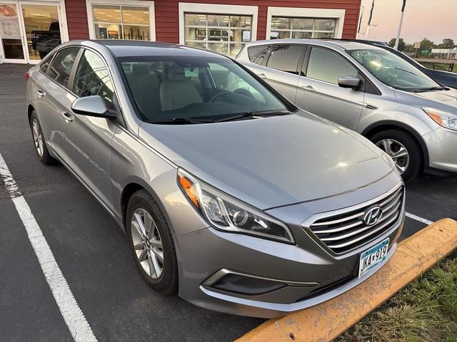 Photo of 2016 Shale Gray Metallic Hyundai SONATA