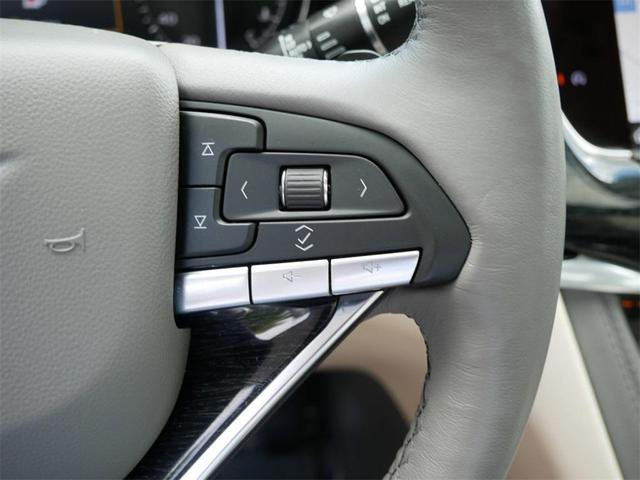 Photo of 2023 Silver Metallic Cadillac XT6