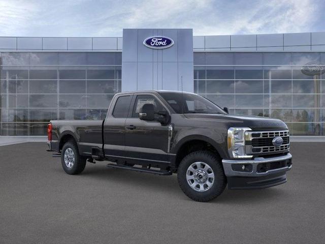 Photo of 2025 Black Metallic Ford F-350