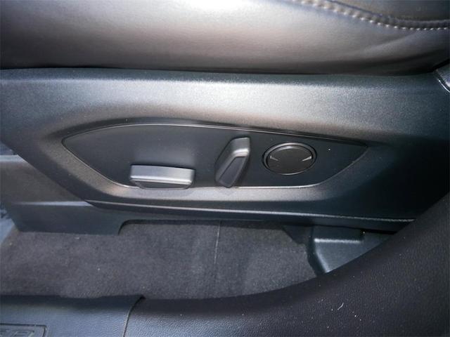 Photo of 2023 Blue Metallic Ford Explorer