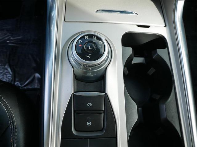 Photo of 2023 Blue Metallic Ford Explorer