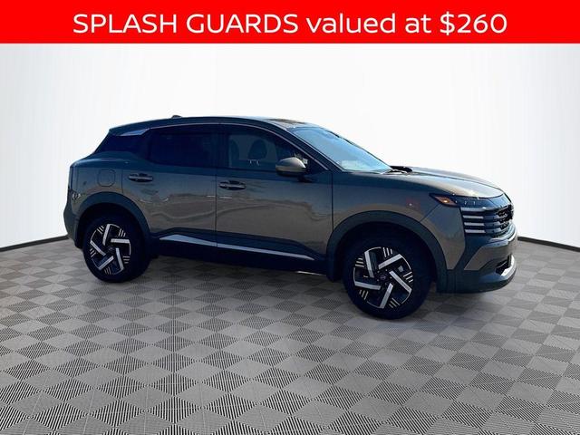 Photo of 2025 Canyon Bronze M Nissan Kicks