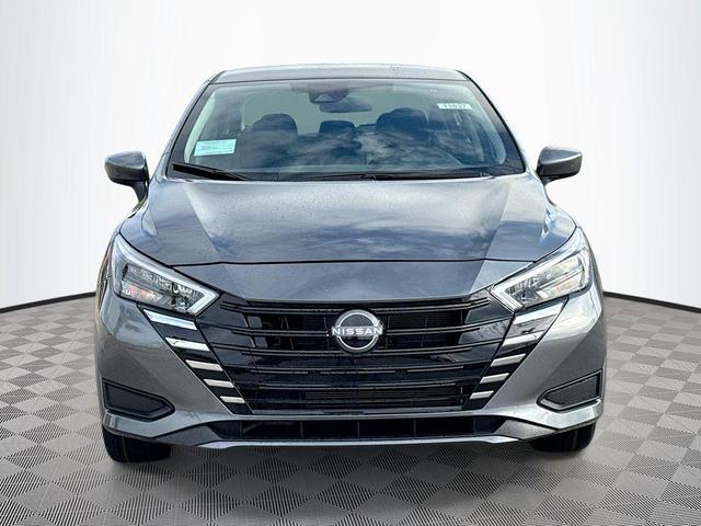 Photo of 2025 Gun Metallic Nissan Versa