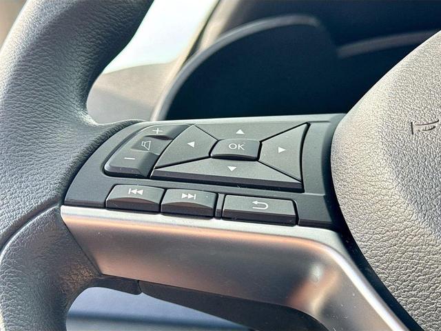 Photo of 2025 Gun Metallic Nissan Versa