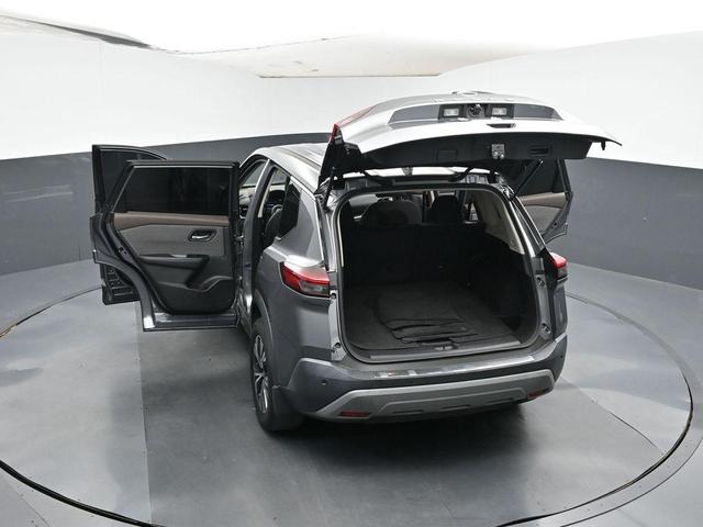 Photo of 2022 Gun Metallic Nissan Rogue