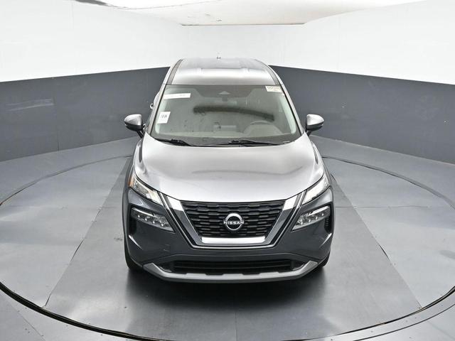 Photo of 2022 Gun Metallic Nissan Rogue