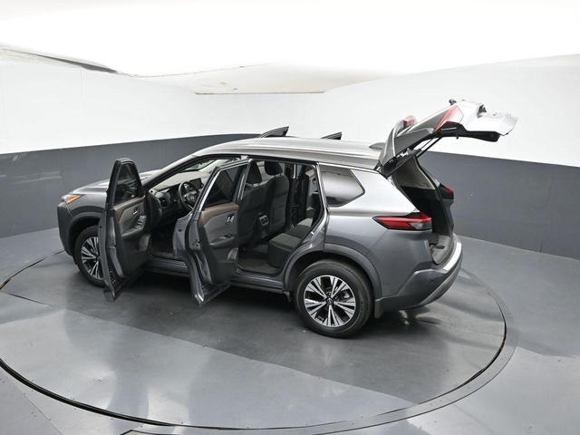 Photo of 2022 Gun Metallic Nissan Rogue