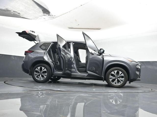 Photo of 2022 Gun Metallic Nissan Rogue