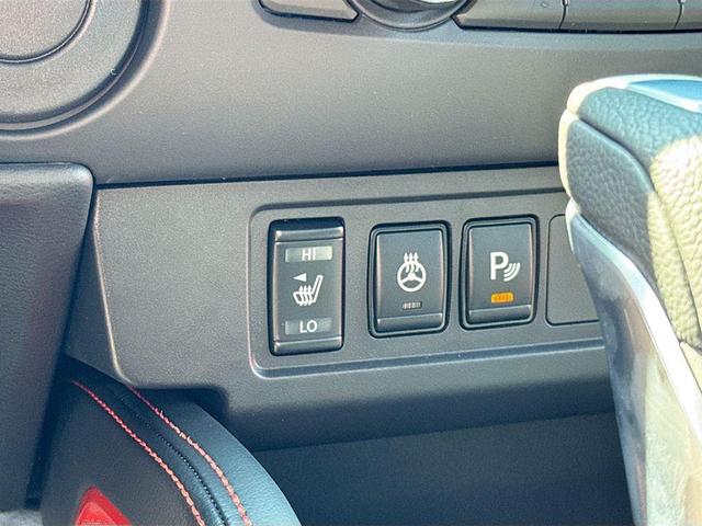 Photo of 2025 Afterburn Orang Nissan Frontier