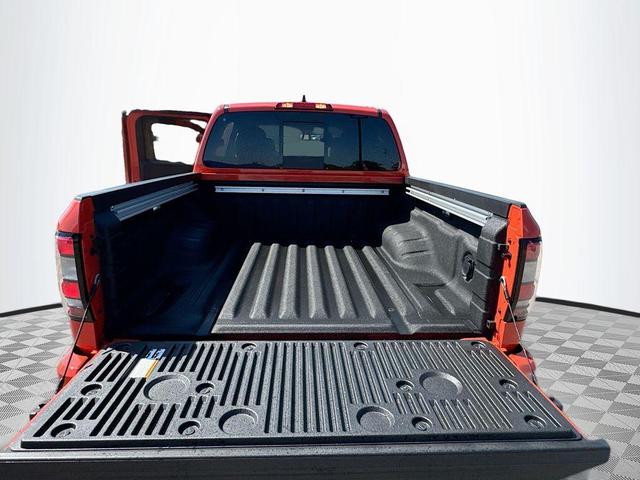 Photo of 2025 Afterburn Orang Nissan Frontier