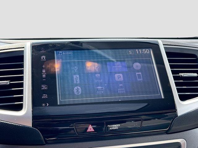 Photo of 2017 Gray Honda Pilot
