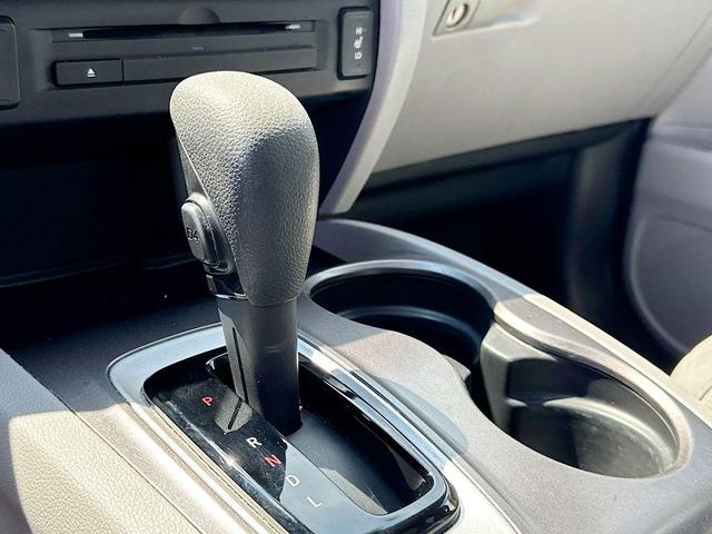 Photo of 2017 Gray Honda Pilot