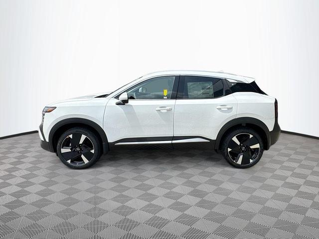 Photo of 2025 Aspen White Tri Nissan Kicks