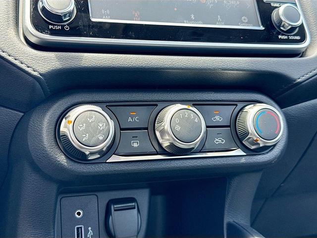 Photo of 2025 Cloud White Nissan Versa