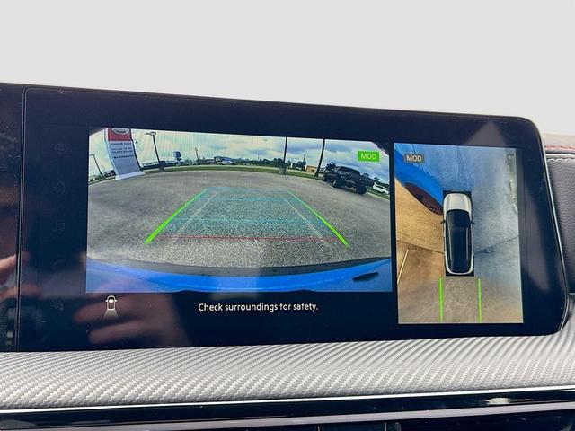 Photo of 2025 2t Ice Blk Roof Nissan Kicks