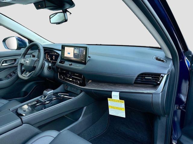 Photo of 2025 Deep Ocean Blue Nissan Rogue