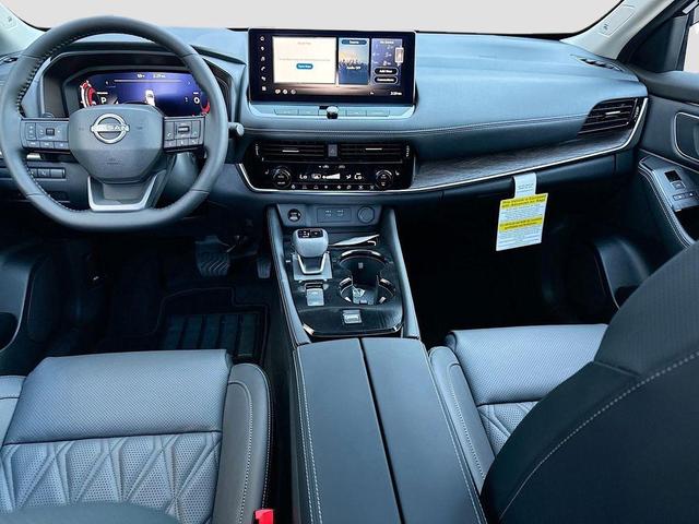 Photo of 2025 Deep Ocean Blue Nissan Rogue