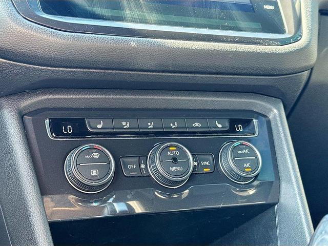 Photo of 2021 Pure White Volkswagen Tiguan
