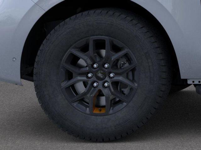 Photo of 2025 Glacier Gray Metallic TriCoat Ford Expedition