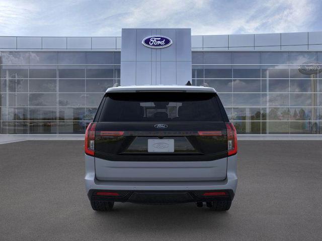 Photo of 2025 Glacier Gray Metallic TriCoat Ford Expedition