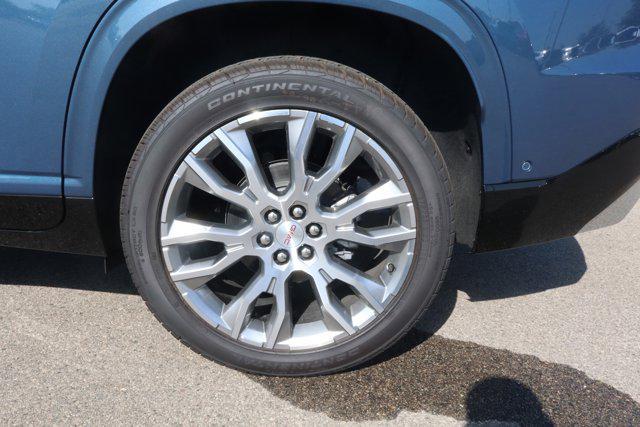 Photo of 2025 Downpour Metallic GMC Acadia