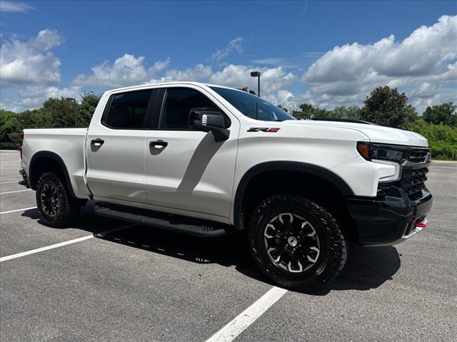 Photo of 2022 Summit White Chevrolet Silverado 1500