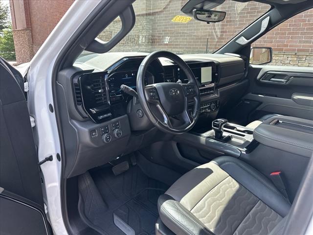 Photo of 2022 Summit White Chevrolet Silverado 1500