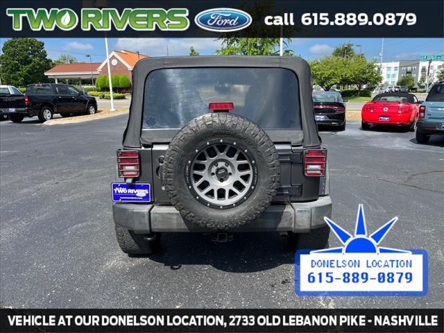 Photo of 2018 Granite Crystal Metallic Clearcoat Jeep Wrangler JK Unlimited
