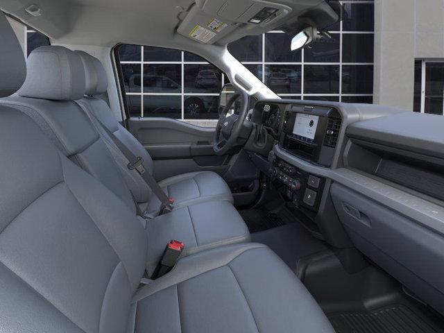Photo of 2026 Oxford White Ford F-250