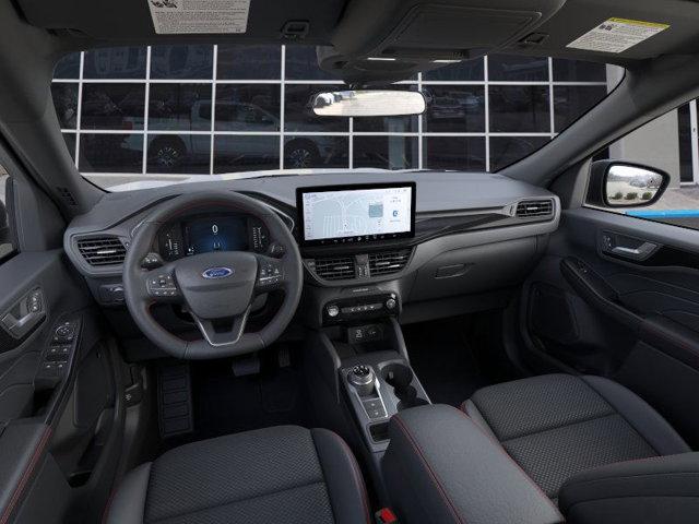 Photo of 2025 Space Silver Metallic Ford Escape