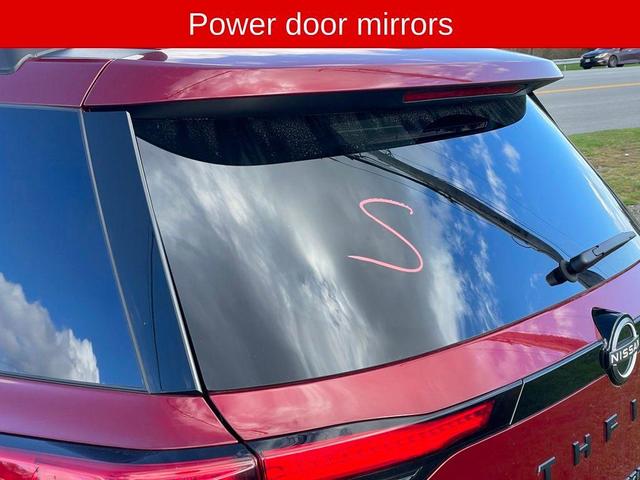 Photo of 2023 Scarlet Ember Nissan Pathfinder