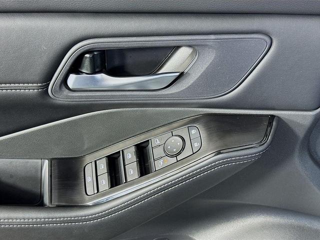 Photo of 2026 Boulder Gray Metallic Nissan Rogue