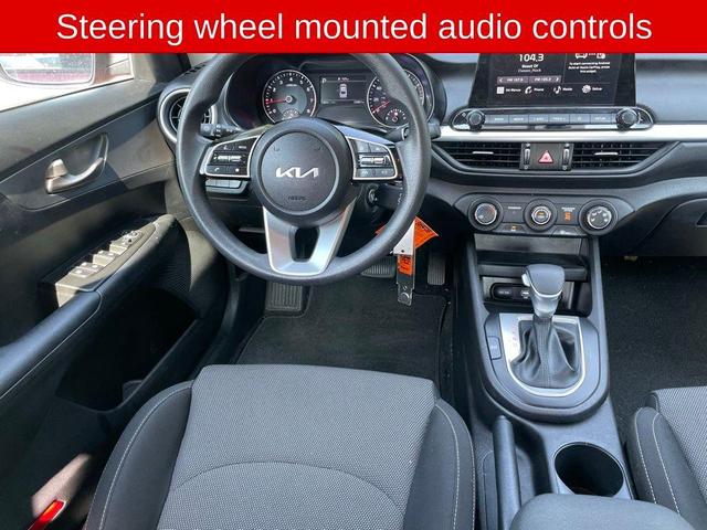 Photo of 2023 Currant Red Kia Forte