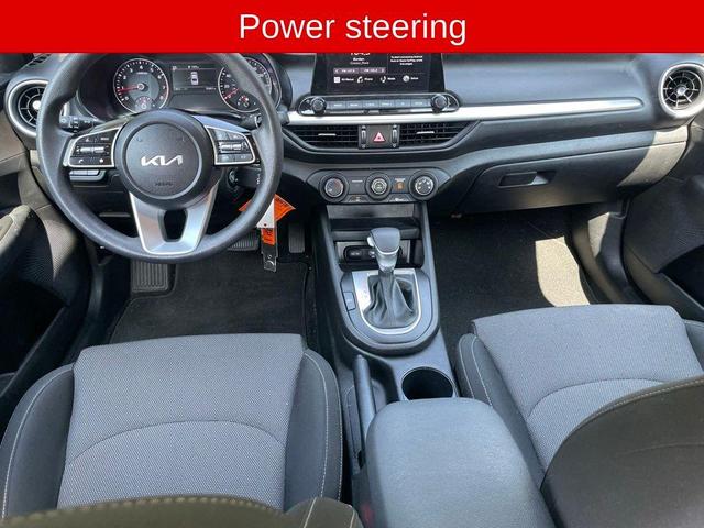 Photo of 2023 Currant Red Kia Forte