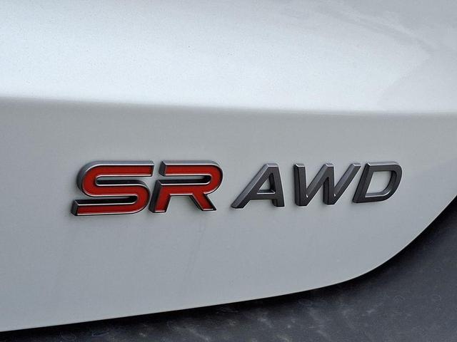 Photo of 2025 Aspen White Tri Nissan Kicks