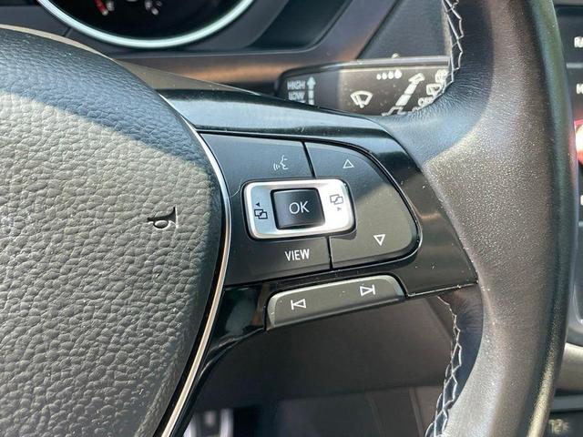 Photo of 2021 Deep Black Pearl Effect Volkswagen Tiguan
